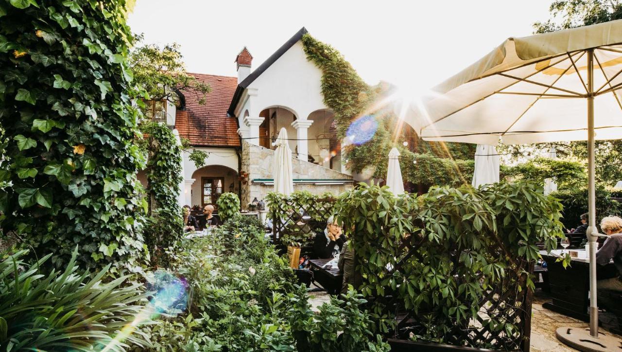 Oleander Romantik Zimmer Trausdorf an der Wulka Exterior photo